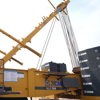 In complexe terreinen gebruikt kruipkraan XLC260 1430t.m goed om te helpen voltooien van de bouw