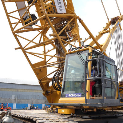 260 Ton Kran Crawler Tangan Kedua Digunakan Dalam Pembangunan Jembatan Untuk Memastikan Kemajuan Pembangunan