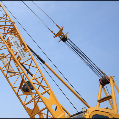 220T اليد الثانية رافعة الزحف Xcmg للصناعة النفطية البناء
