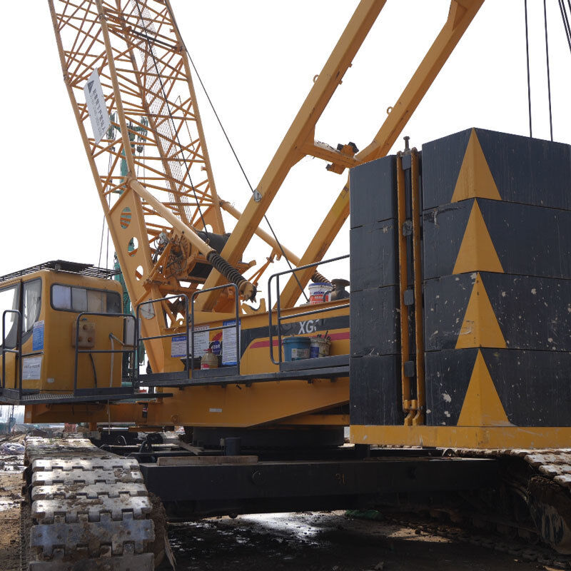 Mobile Cranes with 360 Degrees Rotation 180 Tons Maximum Lifting Capacity and 40 Meters Maximum Working Radius for Heavy-Duty Construction