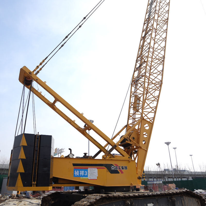 180 Tons Lifting Capacity Mobile Cranes with 80 Km/h Travel Speed and 360 Degrees Rotation for Heavy Loads