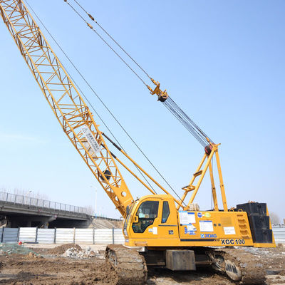 9m 18m طول الجيب 100T رافعة الزحف مع أقصى نصف قطر رفع من 60m