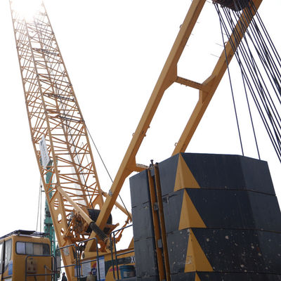 Hoge snelheid 128 M/min 85T Gebruikte kruipkraan in installatie van windenergieapparatuur XGC85