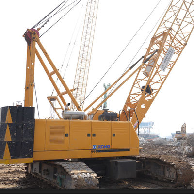 Tweedehands kraan met 242 /2100 kw/rpm motor en 85 T kraan met boemkraan