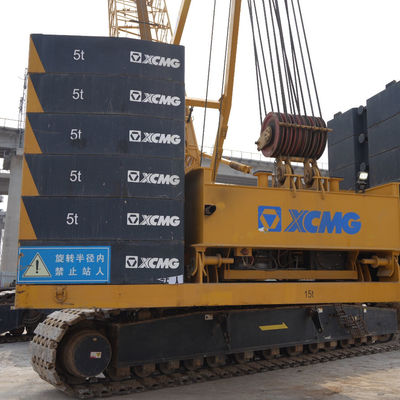 الرافعة الزحفية الثقيلة XGC 300t المستخدمة